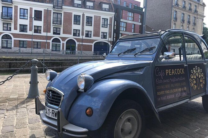 private-lille-tour-by-classic-convertible-2cv-with-champagne