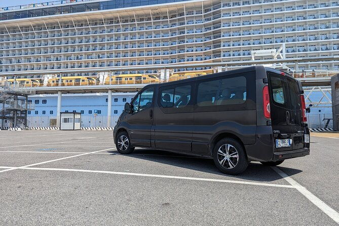 private-lux-transfer-from-civitavecchia-port-to-rome-or-fco