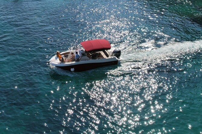 private-luxury-speedboat-tour-islands-caves-beaches-snorkeling