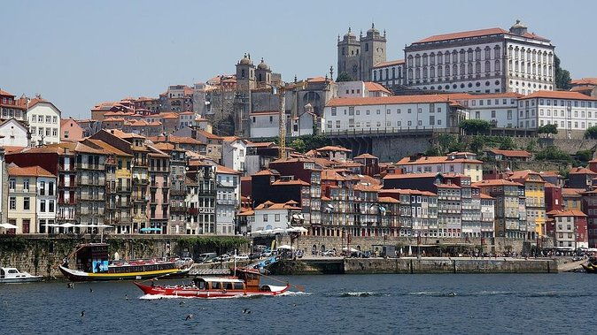 private-luxury-transfer-porto-airport-to-hotel-24-7-service