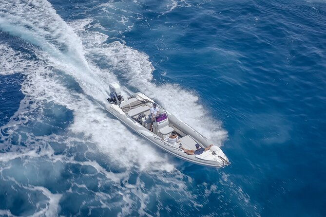 private-milos-tour-pirates-hideout-luxury-boat-rental