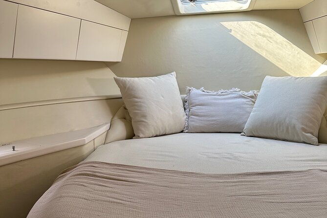 private-motoryacht-cruise-in-bodrum-with-lunch
