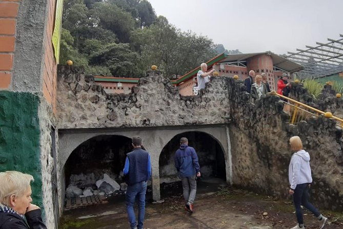 private-pablo-escobar-tour-with-entrance-to-catedral-pablos-prison