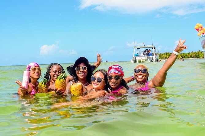private-party-boat-snorkeling-sandbar-excursion-with-open-bar
