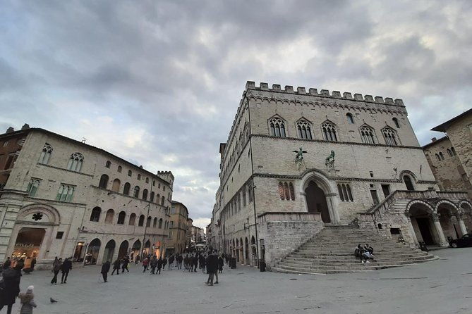 private-perugia-walking-tour-with-official-guide