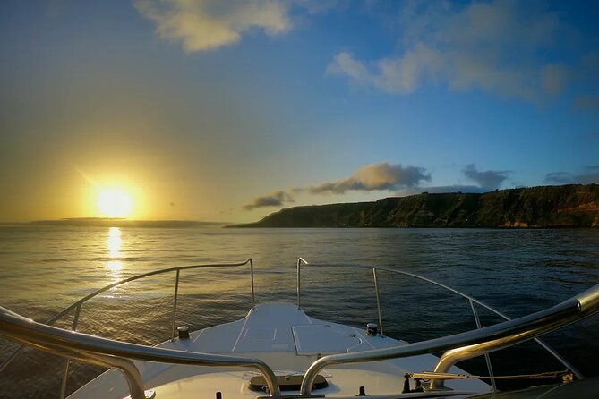 private-romantic-sunset-boat-tour-zadar-coast-with-prosecco-15h-2