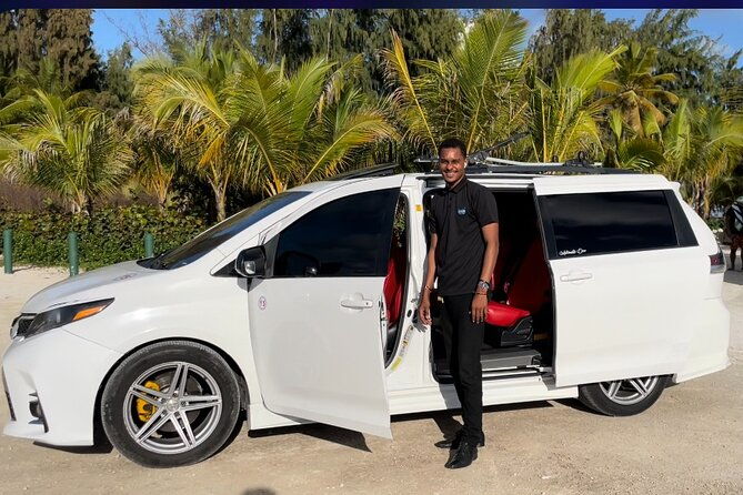 private-round-trip-punta-cana-airport-hotel-villa-transfer