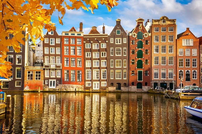 private-roundtrip-transfer-schiphol-airport-to-amsterdam