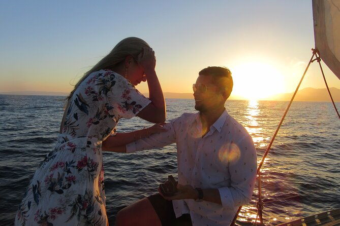 private-sailing-dolphin-experience-from-estepona-drink-food
