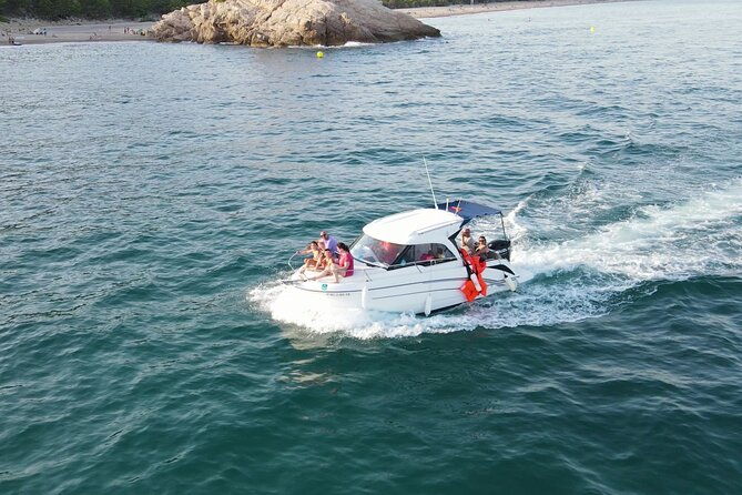 private-snorkeling-boat-sailing-experience-included
