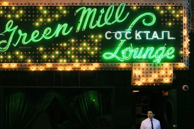 private-speakeasy-pub-crawl-in-chicago-with-local-historian