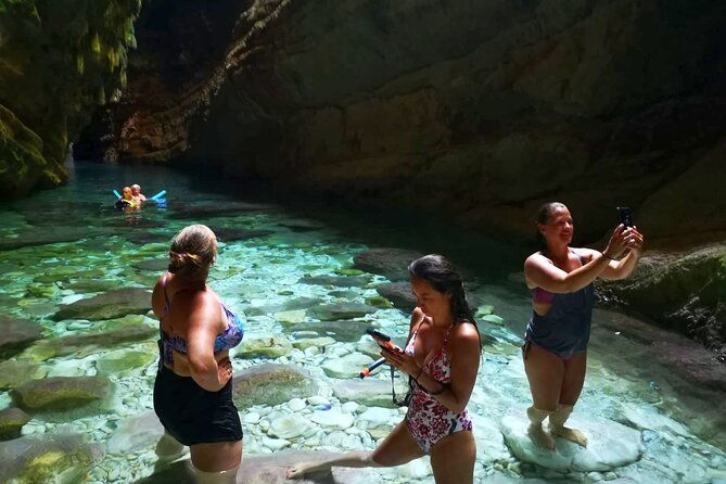 private-speedboat-tour-to-sakarun-bay-and-golubinka-cave