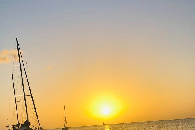 private-sunset-cruise-between-marigot-bay-and-rodney-bay