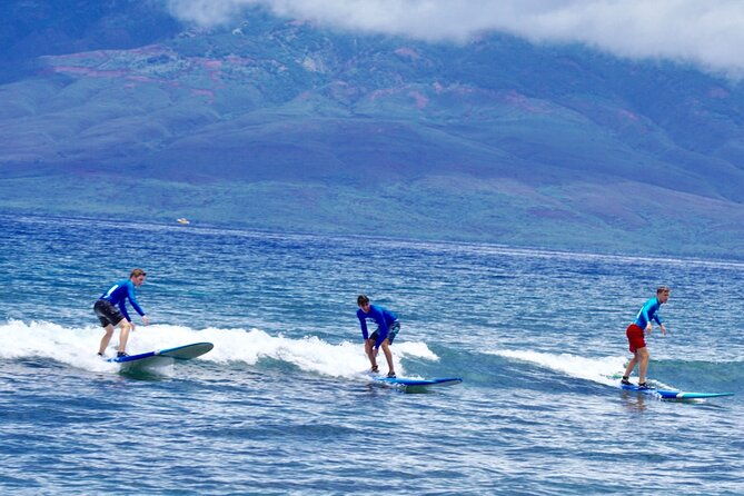 private-surf-lesson-for-group-of-3-5-near-lahaina