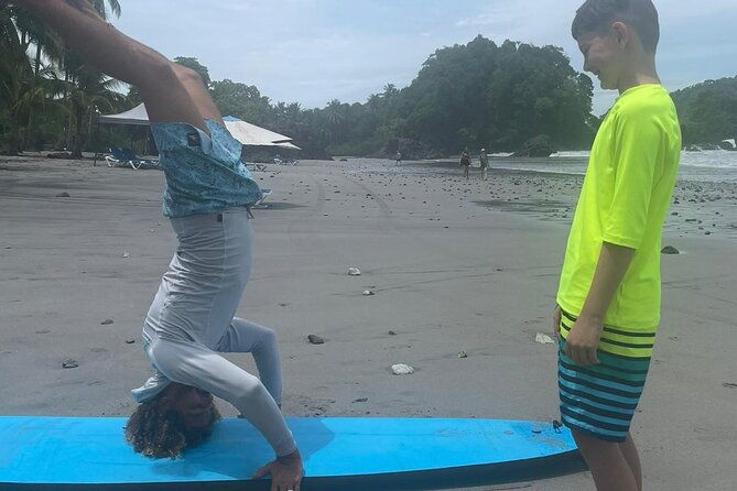 private-surf-lesson-in-manuel-antonio-beach