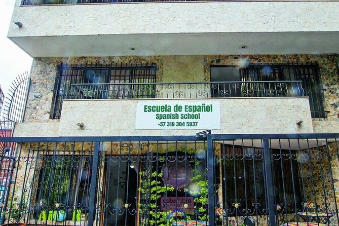 private-tour-about-pablo-escobar-with-cable-car-in-medellin
