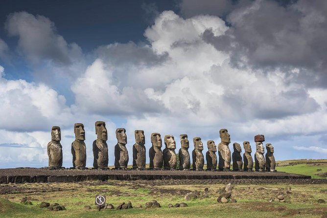 private-tour-full-day-easter-island-highlights