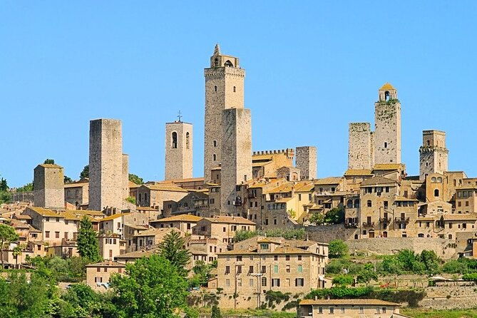 private-tour-full-day-volterra-san-gimignano-with-wine-tasting-experience