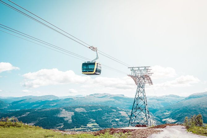 private-tour-hardangerfjord-voss-gondola-4-great-waterfalls-2