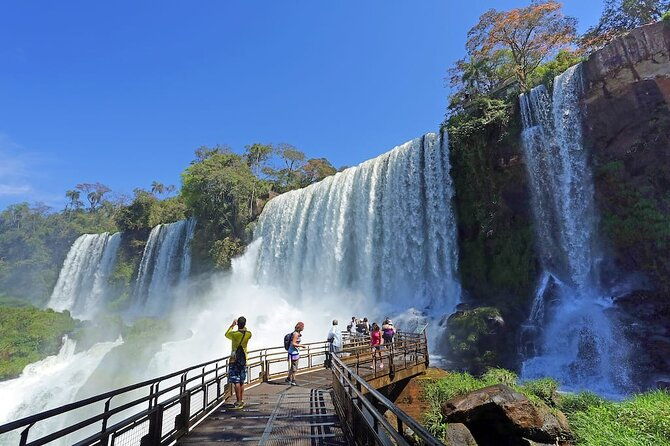 private-tour-of-both-sides-in-a-day-brasil-and-argentina-falls