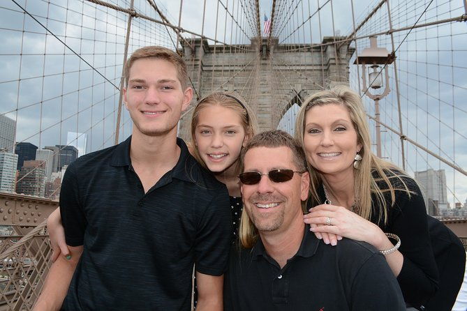 private-tour-of-brooklyn-bridge-and-neighborhoods-with-photoshoot