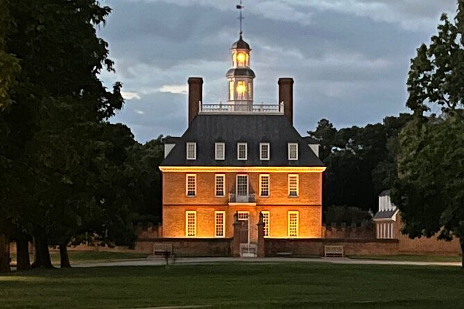 private-tour-of-colonial-williamsburg-sir-christopher-wren-bldg