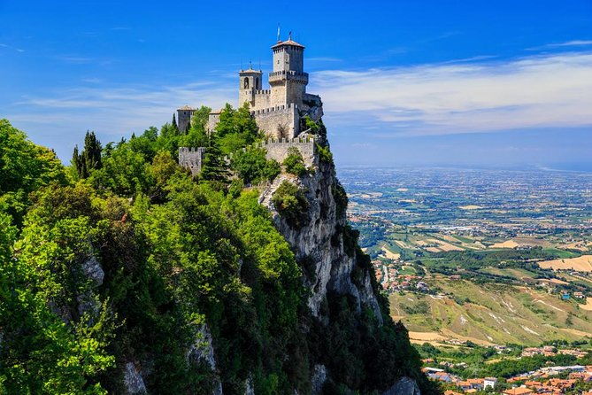 private-tour-of-san-marino-unesco-world-heritage-site