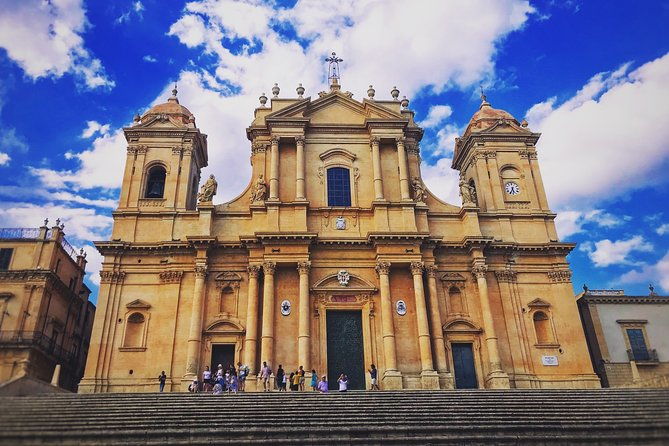 private-tour-of-the-enchanting-noto-with-enrica-de-melio