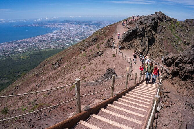 private-tour-pompeii-and-mount-vesuvius-with-wine-tasting