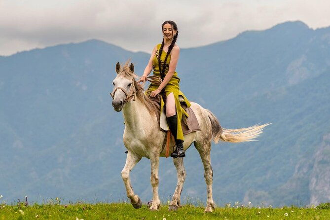 private-tour-to-sevan-dilijan-off-road-tour-horseback-riding