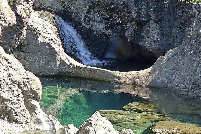 private-tour-to-skye-fairy-pools-fairy-glen-fairy-bridge