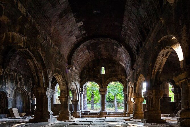 private-tour-unesco-listed-monasteries-haghpat-sanahin