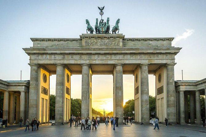 private-transfer-berlin-to-brandenburg-airport-ber-in-luxury-van