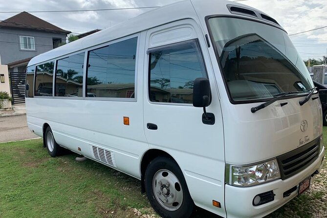 private-transfer-from-montego-bay-airport-negril-hotels