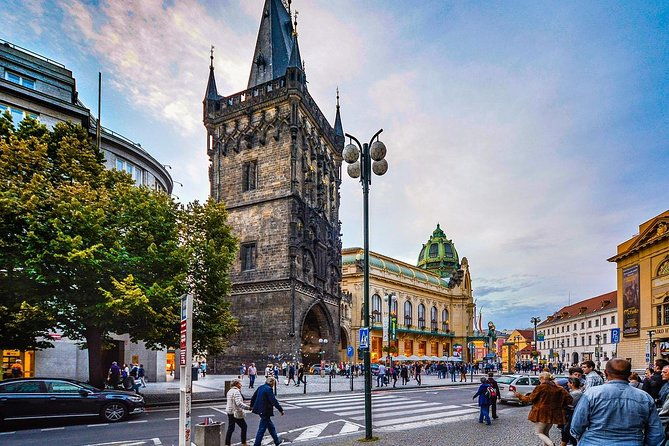 private-transfer-from-nuremberg-to-prague-with-2h-of-sightseeing