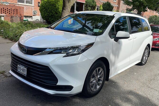 private-transfer-laguardia-airport-to-manhattan-up-to-6pax