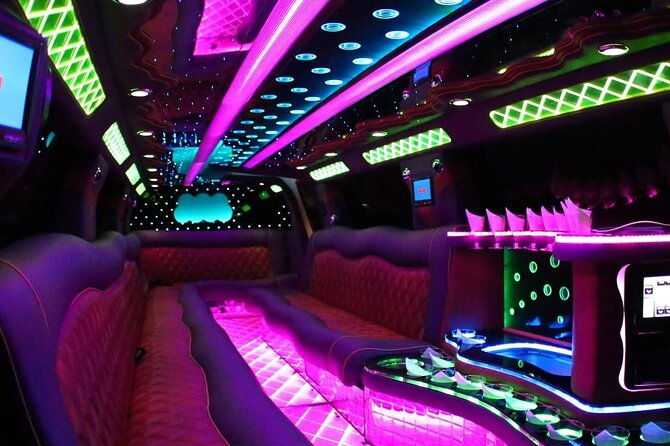 private-transfer-las-vegas-to-las-airport-by-luxury-suv-or-limousine-up-to-8-p