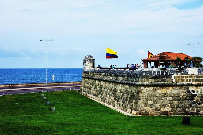 private-transportation-from-a-hotel-near-tayrona-park-to-cartagena-de-indias