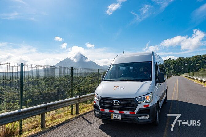 private-transportation-from-liberia-airport-to-la-fortuna