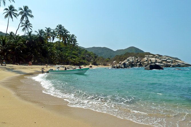 private-transportation-service-from-cartagena-to-hotel-in-tayrona-park-area