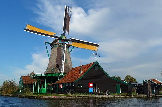 private-tulip-fields-windmills-and-cheese-tour-from-amsterdam