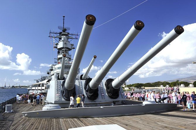 private-uss-arizona-and-uss-missouri-pearl-harbor-tour