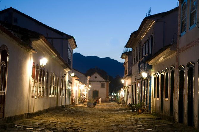 private-walk-tour-of-paratys-historical-center-by-paraty-tours
