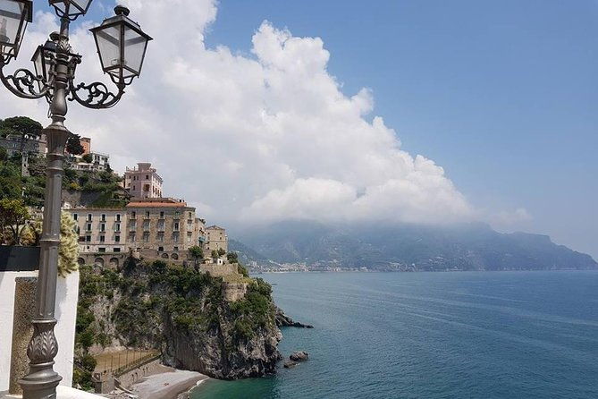 private-walking-tour-from-ravello-to-amalfi-following-escher-works