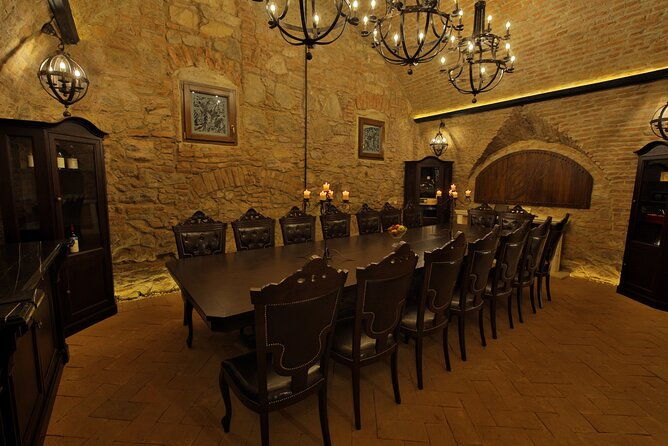 private-walking-tour-of-alba-iulia-citadel-with-wine-tasting