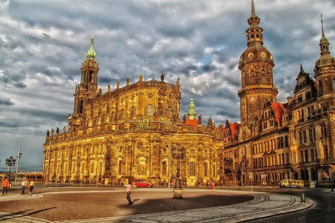 private-walking-tour-of-dresden-with-official-tour-guide-2