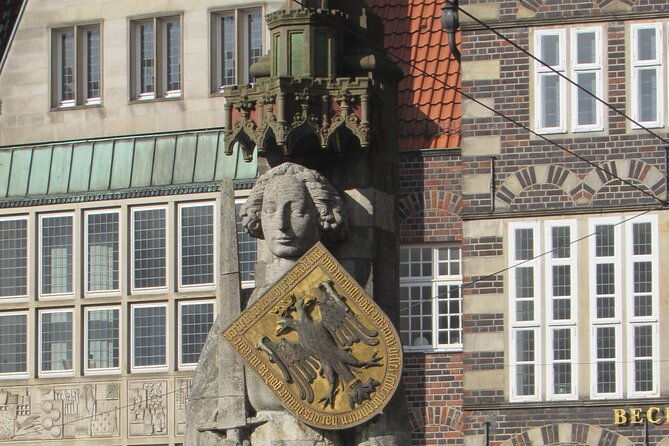 private-walking-tour-through-the-fascinating-bremens-city-center