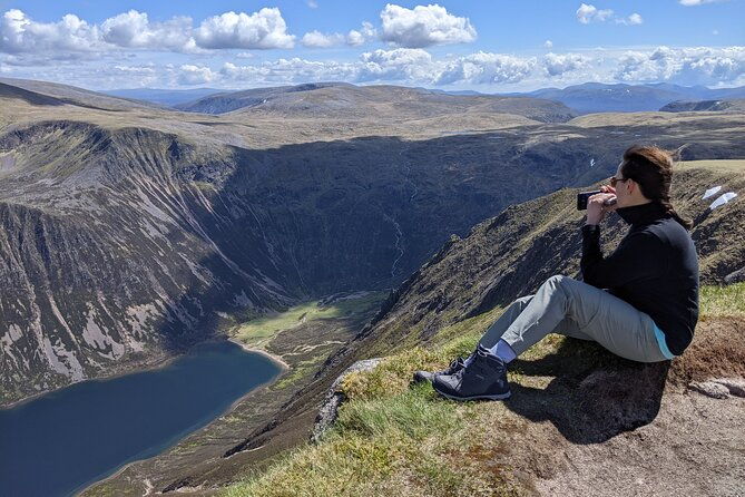 private-walking-tour-to-ben-macdui-scotland