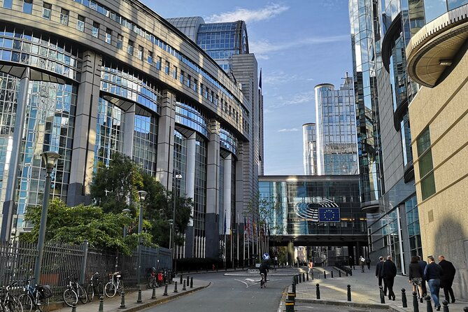 private-walking-tour-your-own-brussels-european-quarter