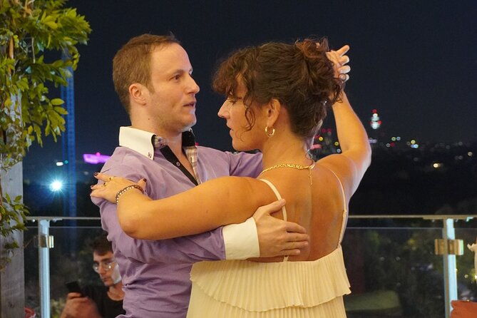 private-waltz-workshop-for-friends-families-4-14-guests